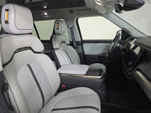 Used 2024 Rivian R1S Adventure AWD/4WD image 24