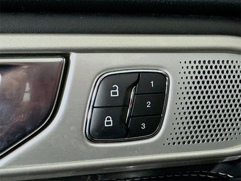 Used 2022 Ford Explorer ST w/ Equipment Group 401A image 22