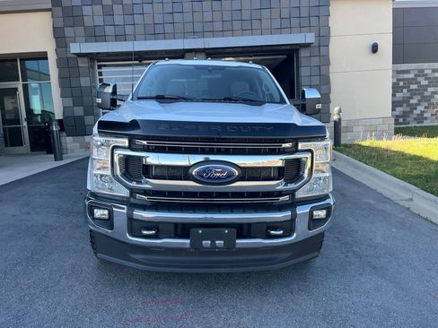 Used 2022 Ford F350 XLT w/ XLT Premium Package AWD/4WD image 2