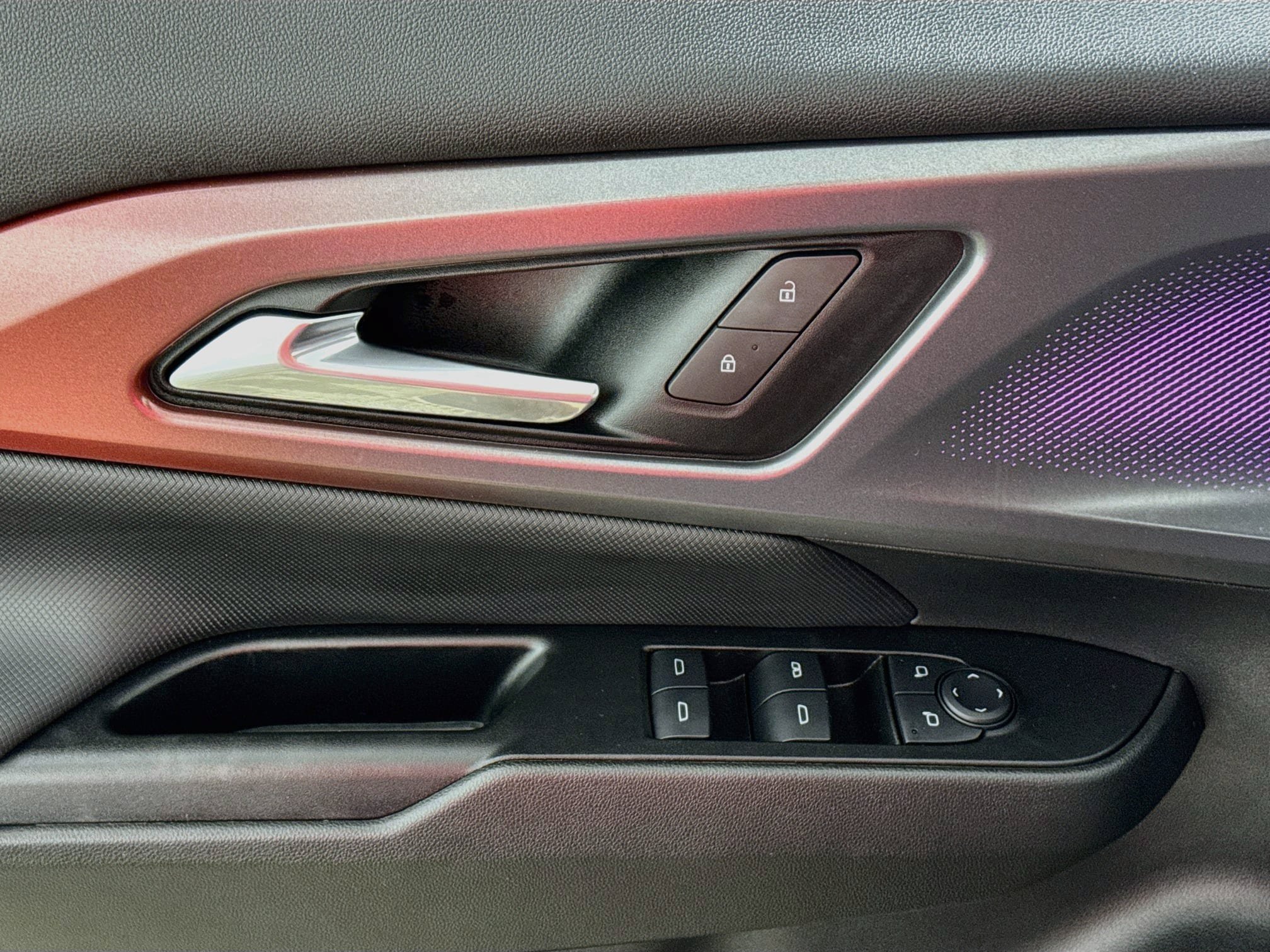 Used 2025 Chevrolet Equinox EV RS FWD image 20