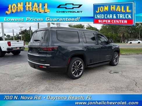 Used 2023 Jeep Wagoneer Series II w/ Premium Group I AWD/4WD image 14