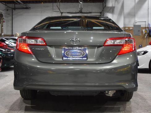 Used 2012 Toyota Camry LE image 7
