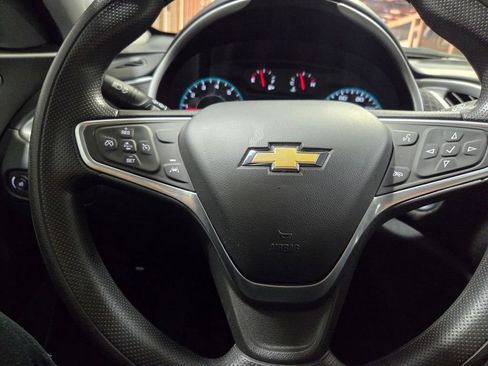 Used 2023 Chevrolet Malibu LT image 5