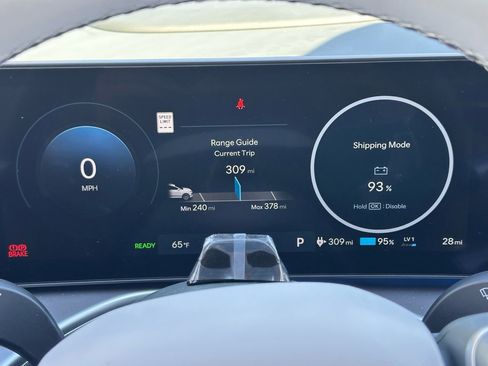 Certified 2026 Hyundai Ioniq 9 Calligraphy image 36