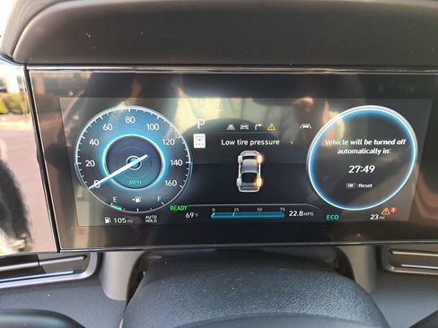 New 2025 Hyundai Elantra SEL image 20