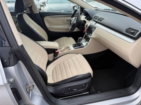 Used 2012 Volkswagen CC Sport FWD image 13