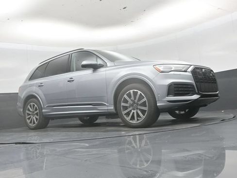 Used 2023 Audi Q7 2.0T Premium Plus w/ Premium Plus Package AWD/4WD image 42
