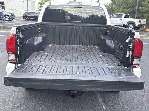 Used 2023 Toyota Tacoma SR5 w/ Technology Package AWD/4WD image 17