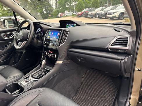 Used 2022 Subaru Forester Touring AWD/4WD image 10
