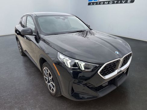 Used 2026 BMW X2 xDrive28i AWD/4WD image 11