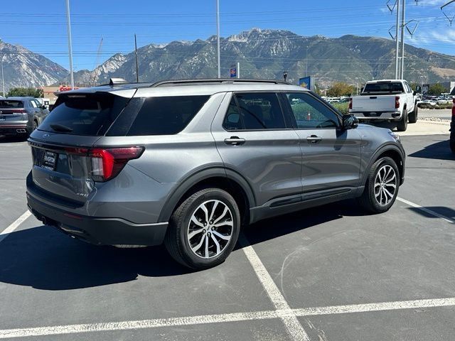 Used 2025 Ford Explorer ST-Line AWD/4WD image 7