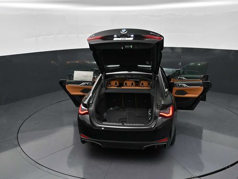New 2026 BMW i4 eDrive40 w/ Premium Package RWD image 34