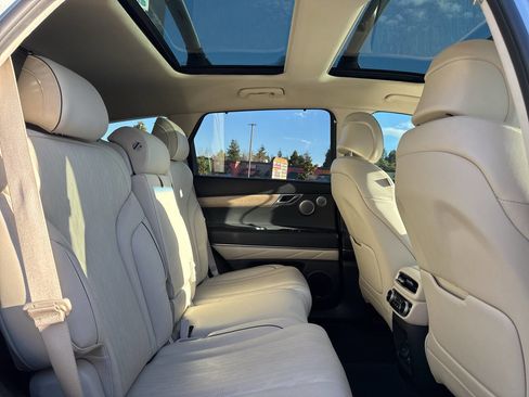 Used 2022 Genesis GV80 3.5T w/ Advanced Package 06 image 14