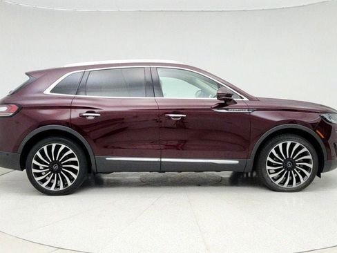 Used 2020 Lincoln Nautilus Black Label w/ Cargo Utility Package image 4