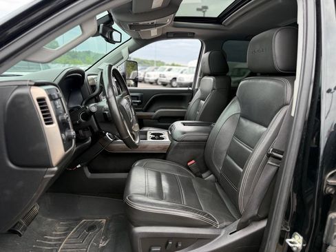 Used 2018 GMC Sierra 2500 Denali AWD/4WD image 14