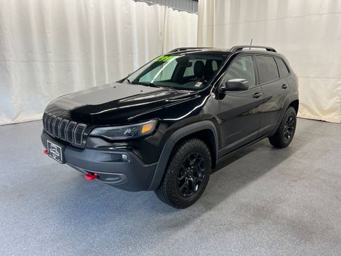 Used 2020 Jeep Cherokee Trailhawk w/ Comfort/Convenience Group AWD/4WD image 1