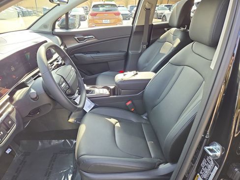 New 2026 Kia Sportage EX image 18