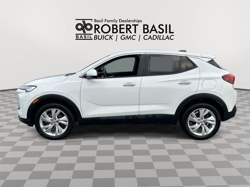 Used 2024 Buick Encore GX Preferred FWD image 5