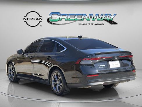 Used 2023 Honda Accord EX image 4