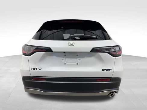 New 2026 Honda HR-V Sport image 4