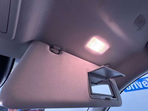 Used 2024 Toyota RAV4 LE image 33