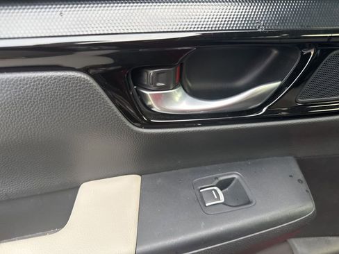 Used 2024 Honda CR-V EX-L image 12