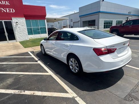 Used 2024 Chevrolet Malibu LT FWD image 5
