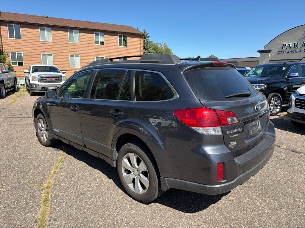 Used 2011 Subaru Outback 2.5i Limited w/ PWR Moonroof Pkg AWD/4WD image 7