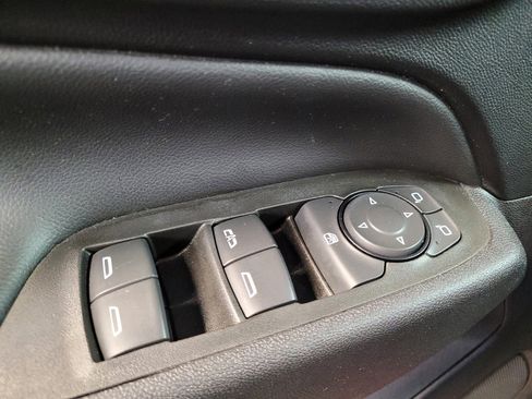 Used 2021 Chevrolet Equinox LT FWD image 27