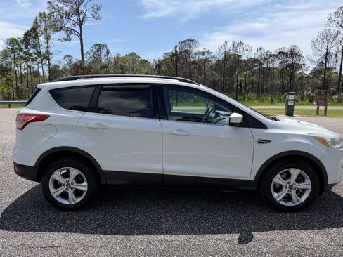 Used 2014 Ford Escape SE AWD/4WD image 6