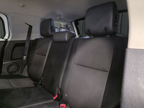 Used 2013 Toyota FJ Cruiser 4WD image 24