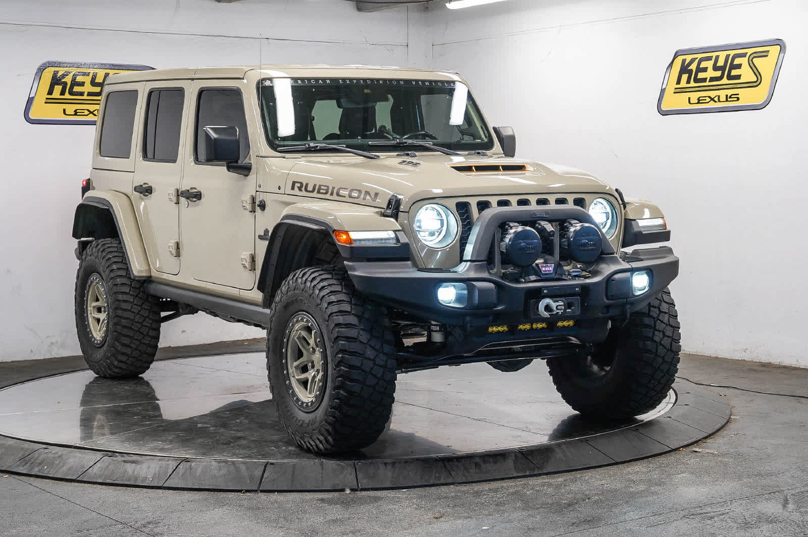 Used 2022 Jeep Wrangler Unlimited Rubicon w/ Trailer Tow Package AWD/4WD image 5