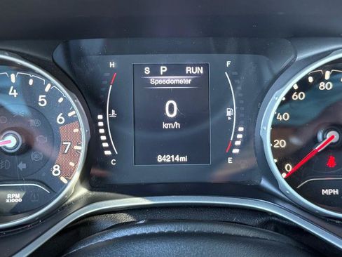Used 2020 Jeep Compass Latitude FWD image 20
