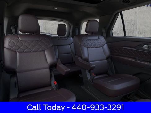 New 2026 Ford Explorer Platinum image 12