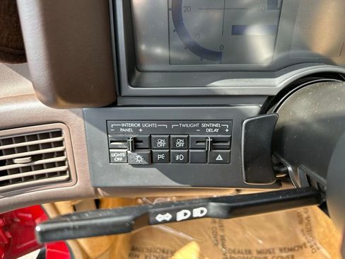 Used 1989 Cadillac Allante image 24