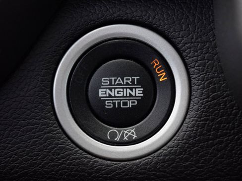 Used 2022 RAM 2500 Laramie w/ Night Edition image 15