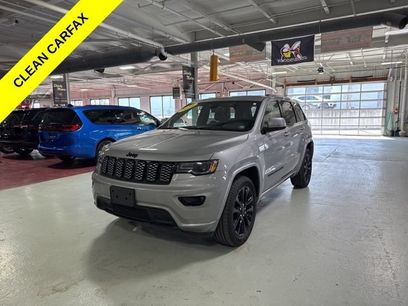 Used 2020 Jeep Grand Cherokee Altitude