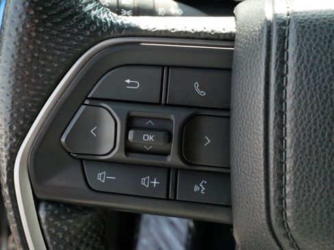 Certified 2024 Toyota Tacoma TRD Off-Road AWD/4WD image 24