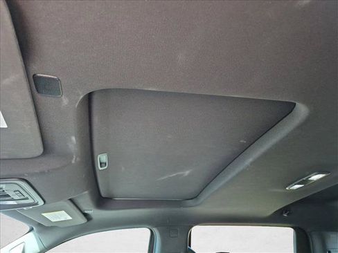 Used 2024 GMC Sierra 1500 AT4 w/ Technology Package AWD/4WD image 14