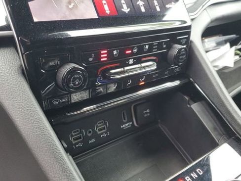 Certified 2022 Jeep Grand Cherokee Trailhawk w/ Advanced Protech Group II image 22