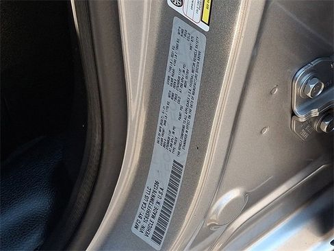 Used 2021 RAM 1500 Big Horn image 28