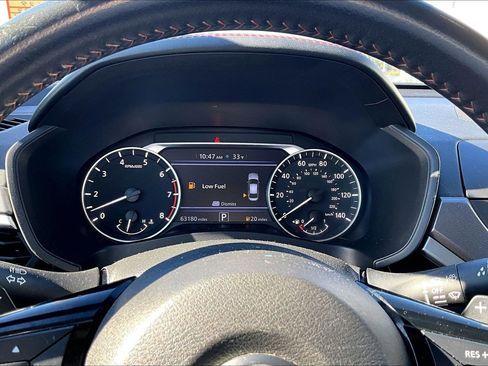 Used 2023 Nissan Altima 2.5 SR image 13