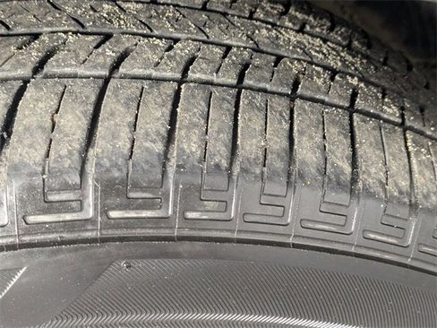 Used 2025 Toyota Crown XLE image 9