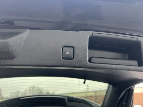 Used 2023 Ford Escape Active image 15