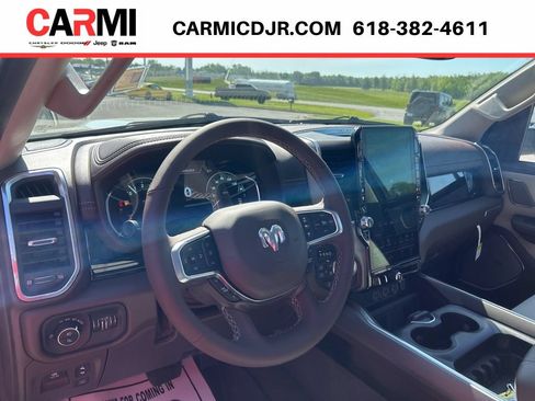 New 2026 RAM 1500 Laramie AWD/4WD image 17