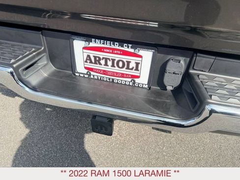 Used 2022 RAM 1500 Laramie AWD/4WD image 9