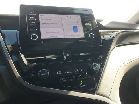 Used 2023 Toyota Camry SE image 24