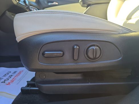 Used 2022 Buick Encore GX Essence w/ Advanced Technology Package image 13