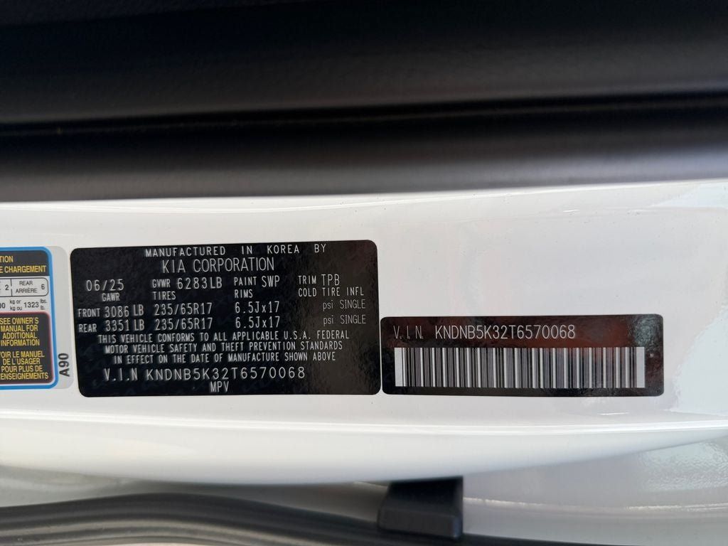 Used 2026 Kia Carnival FWD image 36