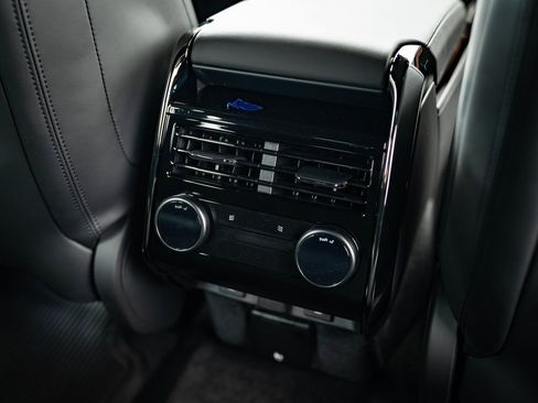 New 2026 Land Rover Range Rover Sport image 38